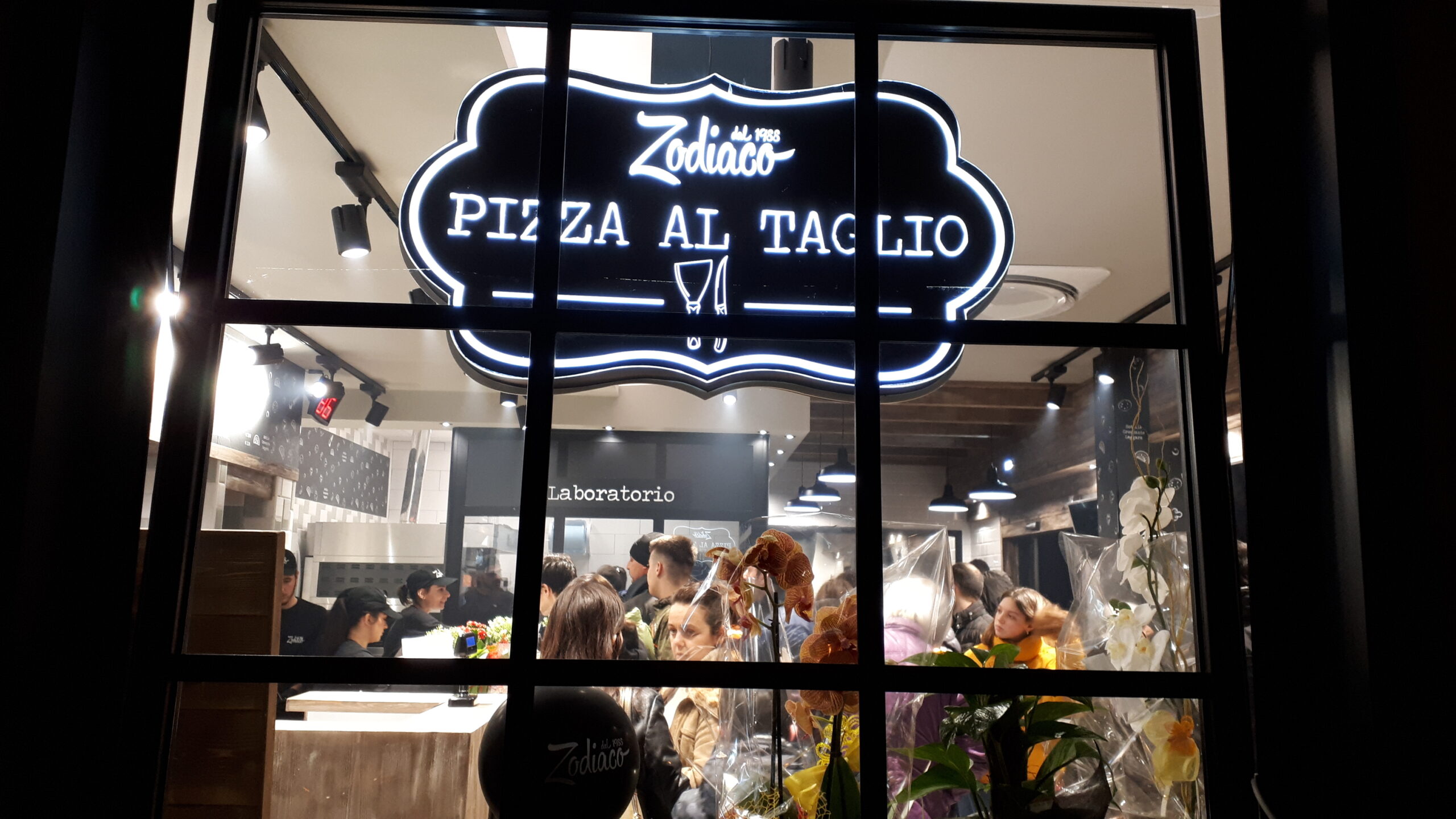 Pizzeria al Taglio Zodiaco - Latina Scalo - copertina