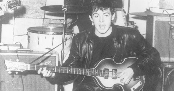 Paul McCartney ha ritrovato il basso rubato nel 1972. Ci registrò i primi due album dei Beatles. Scopri la storia | Virginradio.it | Under-Art.it