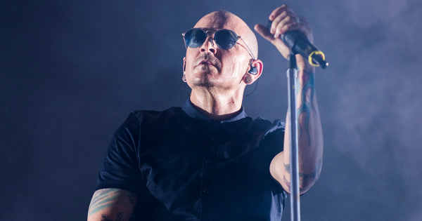 Linkin Park: annunciato un nuovo inedito con la voce di Chester Bennington. Ascolta i primi secondi di “Friendly Fire” | Virginradio.it | Under-Art.it