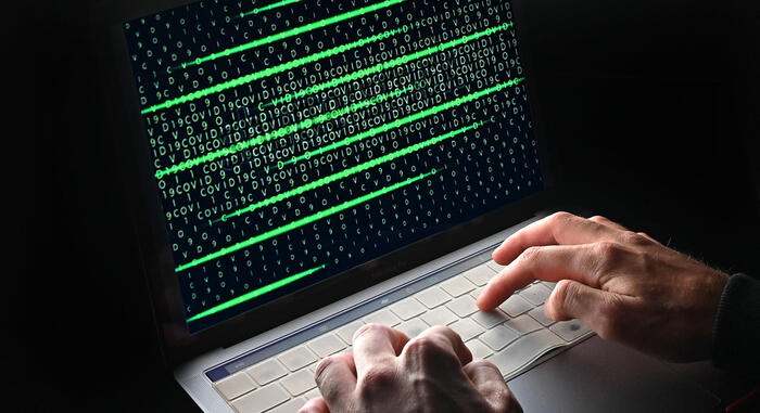 Agenzia cibersicurezza, rischi da abuso IA e sorveglianza | Ansa