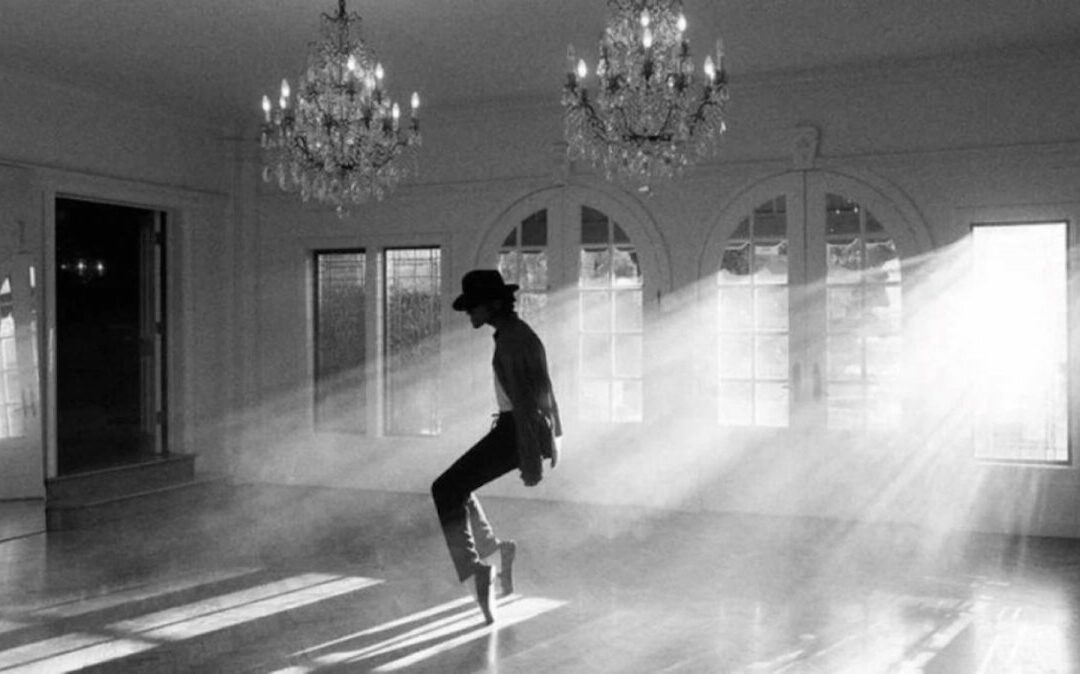 Michael Jackson, nessun cenno alle controversie nel trailer del biopic mostrato al CinemaCon | Movieplayer.it | Under-Art.it